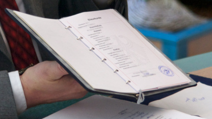 Urkunde (Quelle: creations.de_Fotolia.com) Urkunde (Quelle: creations.de_Fotolia.com)