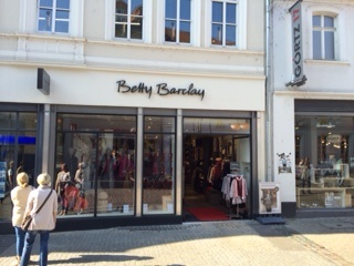 Betty Barclay Image
