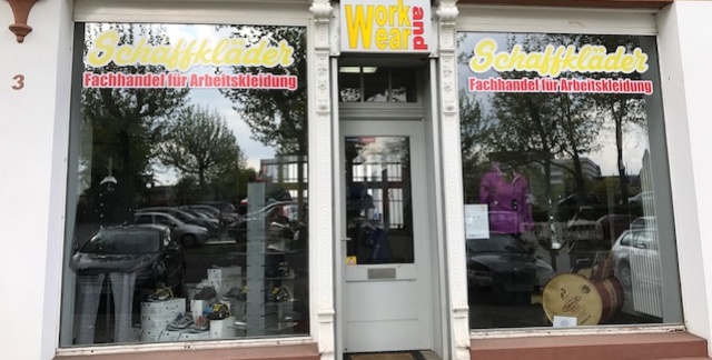 Work and wear Fensterfront Image