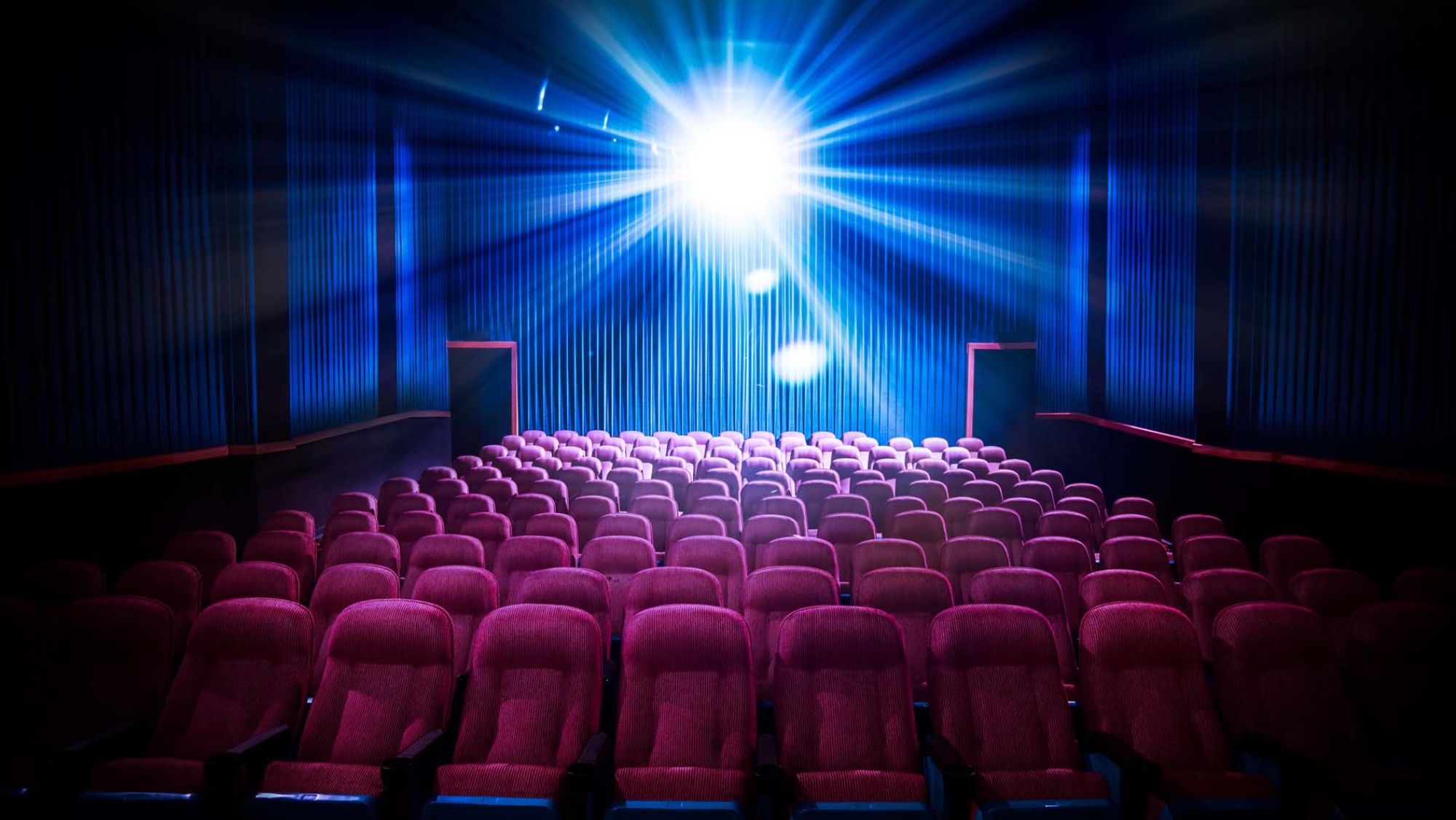 Kinosaal (Foto: shutterstock/Gregory Fer)