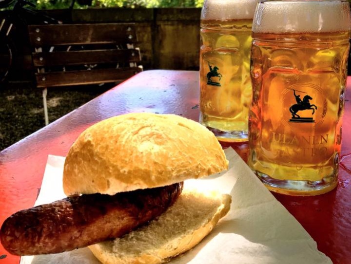 Bierpause am Staden am Ulanen Pavillion Bierpause am Staden am Ulanen Pavillion