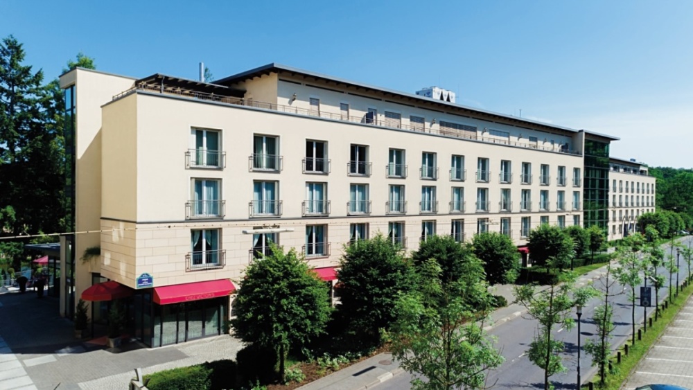 Außenansicht Victor's Residenz Hotel Saarbrücken - Außenansicht Victor's Residenz Hotel Saarbrücken